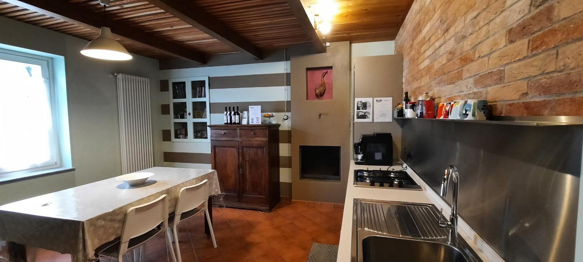 Ca Trifolera Barbaresco - Romantico Cascinale Con Antica Cantina Nel Cuore Delle Langhe - Degustazione Vini Nella Nostra Cantina Esterno foto